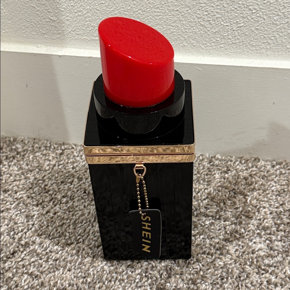 Lipstick Box Bag